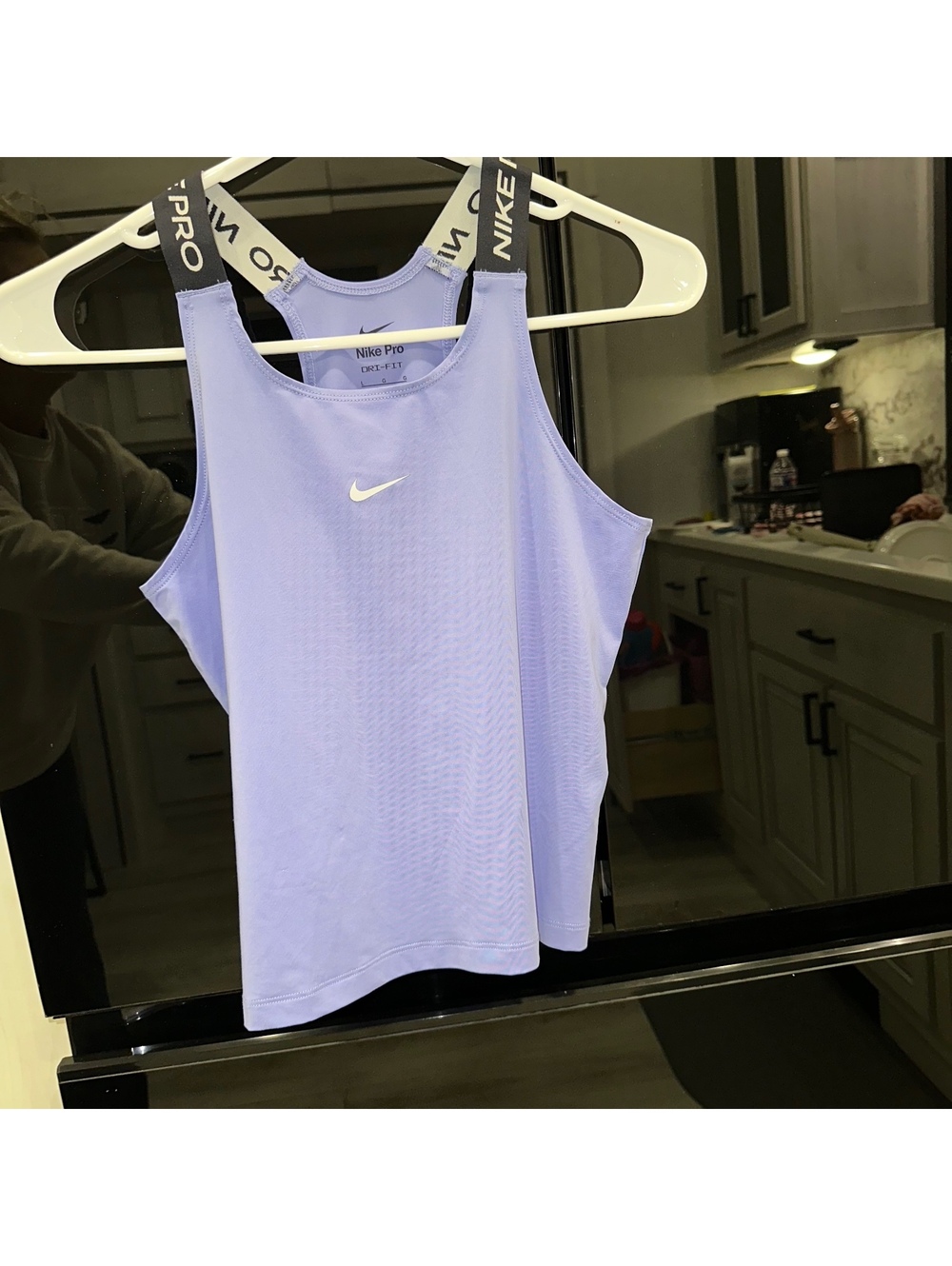 Nike Pro Dri-FIT Women's Athletic Tank Top, Size Large, Lavender